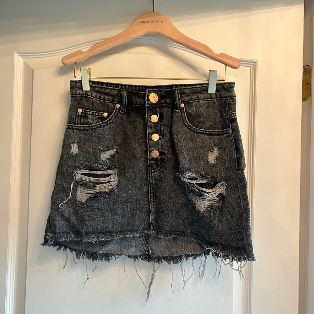 Ruby & Jenna denim skirt in grey